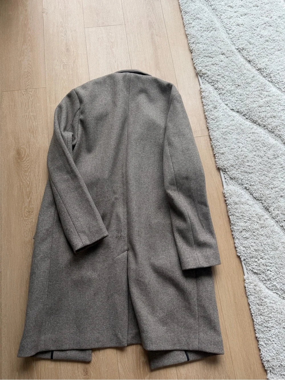 Zara Men's Classic Wool-Blend Overcoat in Taupe
